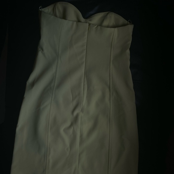 Zara Dress - Picture 3 of 3